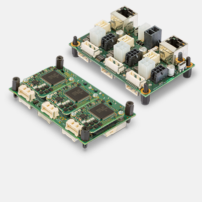 EPOS4 Compact 24/5 EtherCAT 3-axes，數位式位置控制器，每軸 5 A，10 - 24 VDC